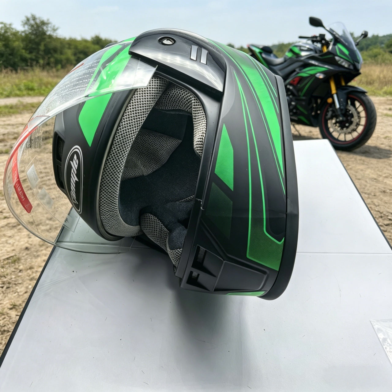 Scooter Helmet Set - หมวกกันน็อคมอเตอร์ไซค์แบบเต็มหน้าสำหรับผู้ชาย แบบมีแผ่นบังแดดสองชั้น สำหรับแข่งรถ ป้องกันฝ้า สำหรับรถวิบาก/สกู๊ตเตอร์/รถมอเตอร์ไซค์ สีแดง/ดำด้าน