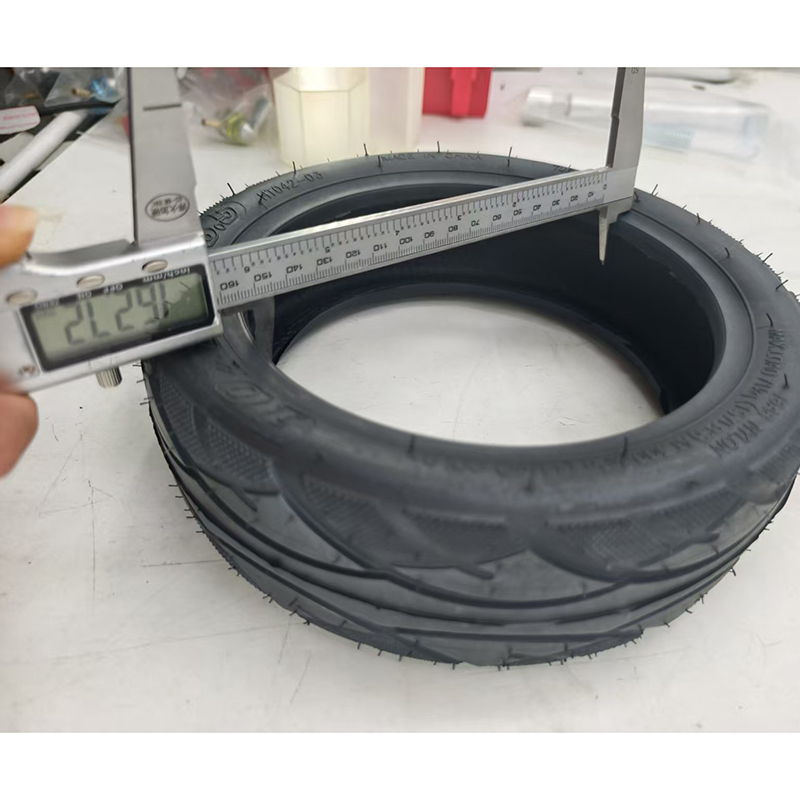 ยางนอกแบบไม่ใช้ยางในสำหรับสกู๊ - Scooter Tire บทวิจารณ์และราคา